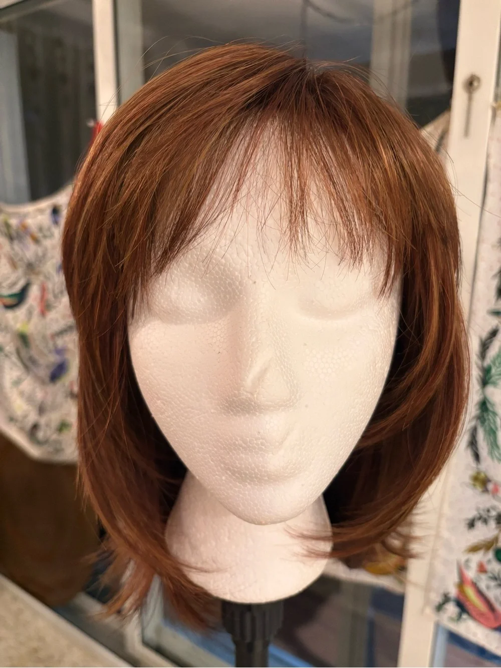 RENE OF PARIS Bailey Synthetic Wig! Mid length Shag! Nearly NEW! Irish Spice!